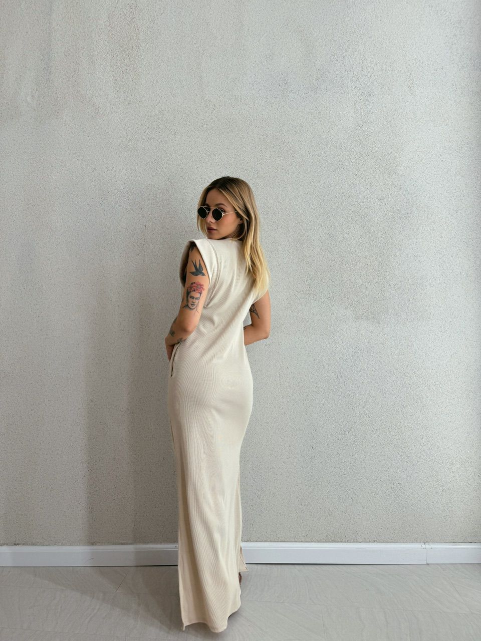 VESTIDO vivi muscle canelado Nude