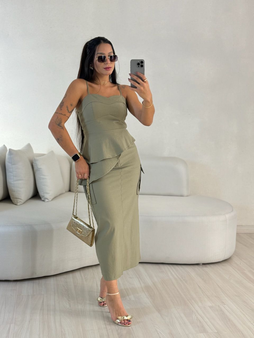 BLUSA EMANUELY ASSIMÉTRICA VERDE