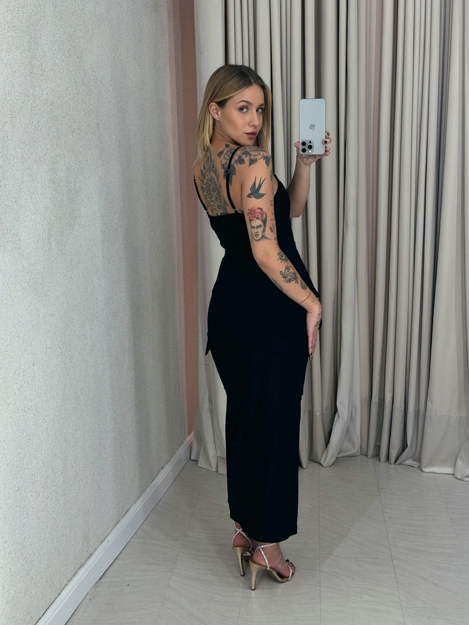 SAIA REBECA CARGO PRETA
