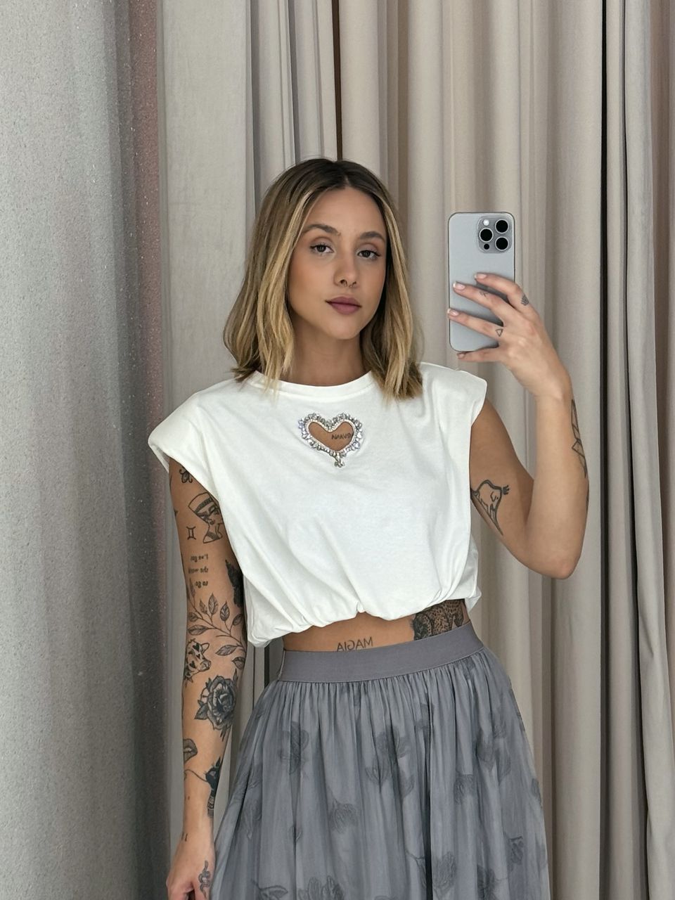 CROPPED CORAÇÃO VAZADO OFF - 0056320048 - CAROLLA FERRARO