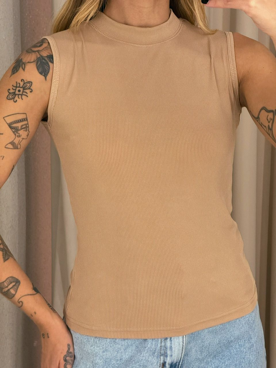 REGATA ANA PAULA GOLA NUDE