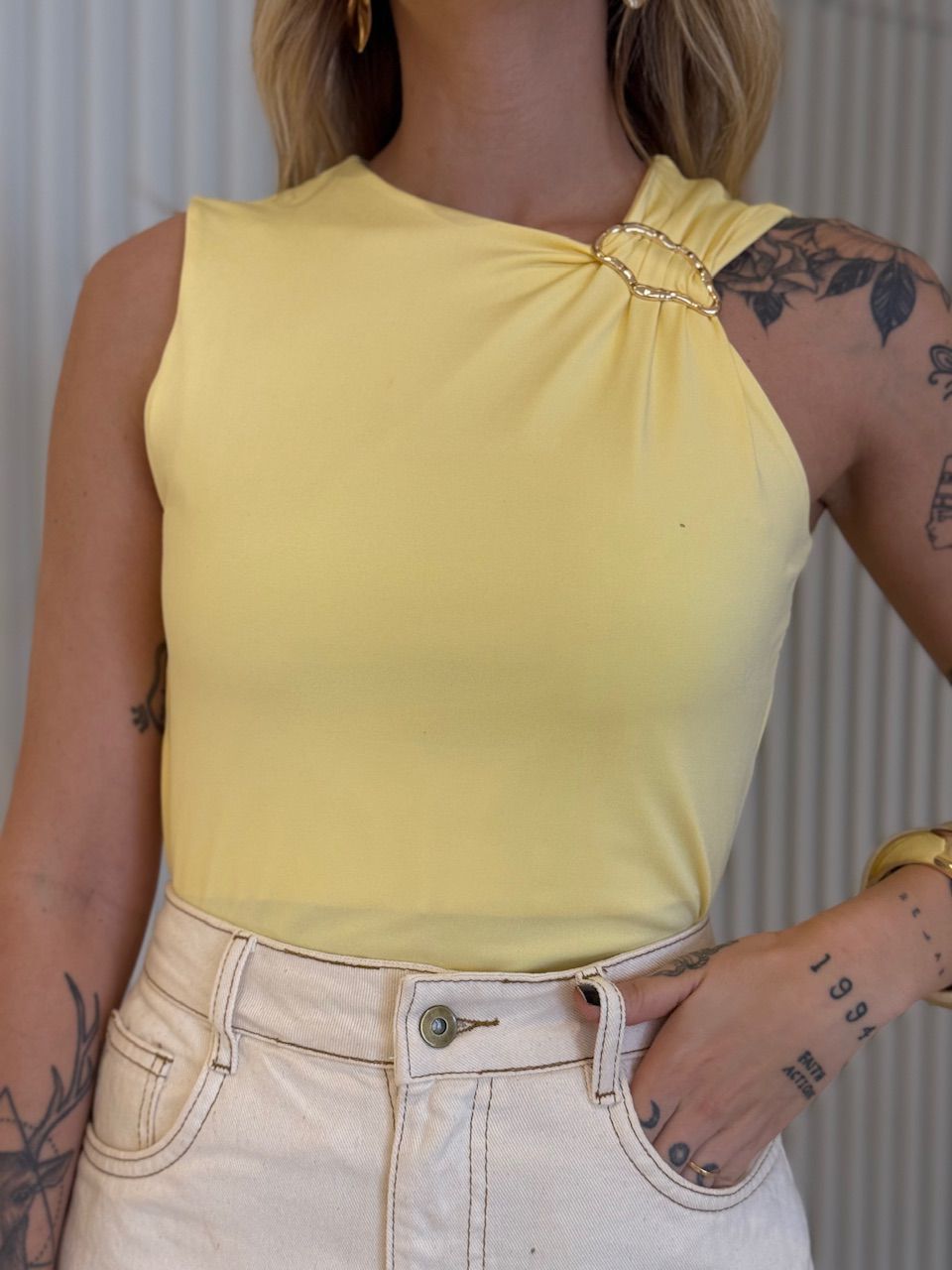BLUSA AURORA METAL AMARELA