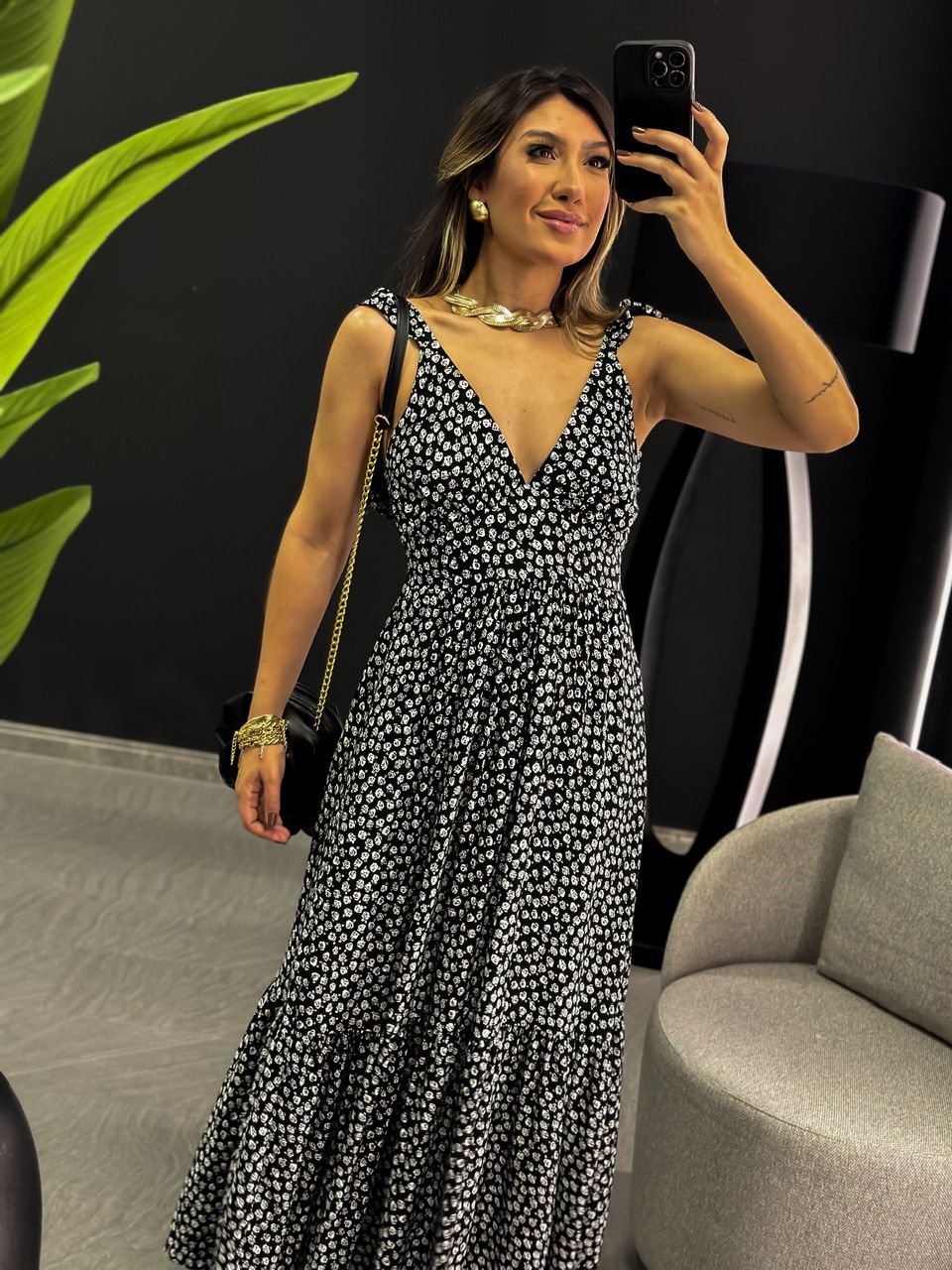 VESTIDO LEANDRA FLORAL PRETO/BRANCO