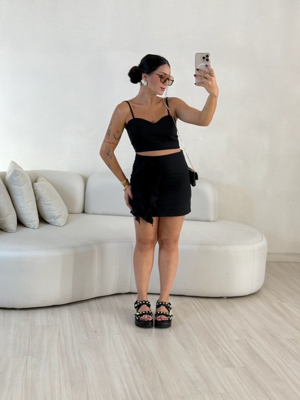 CONJUNTO ELOÁ SAIA FLOR PRETO