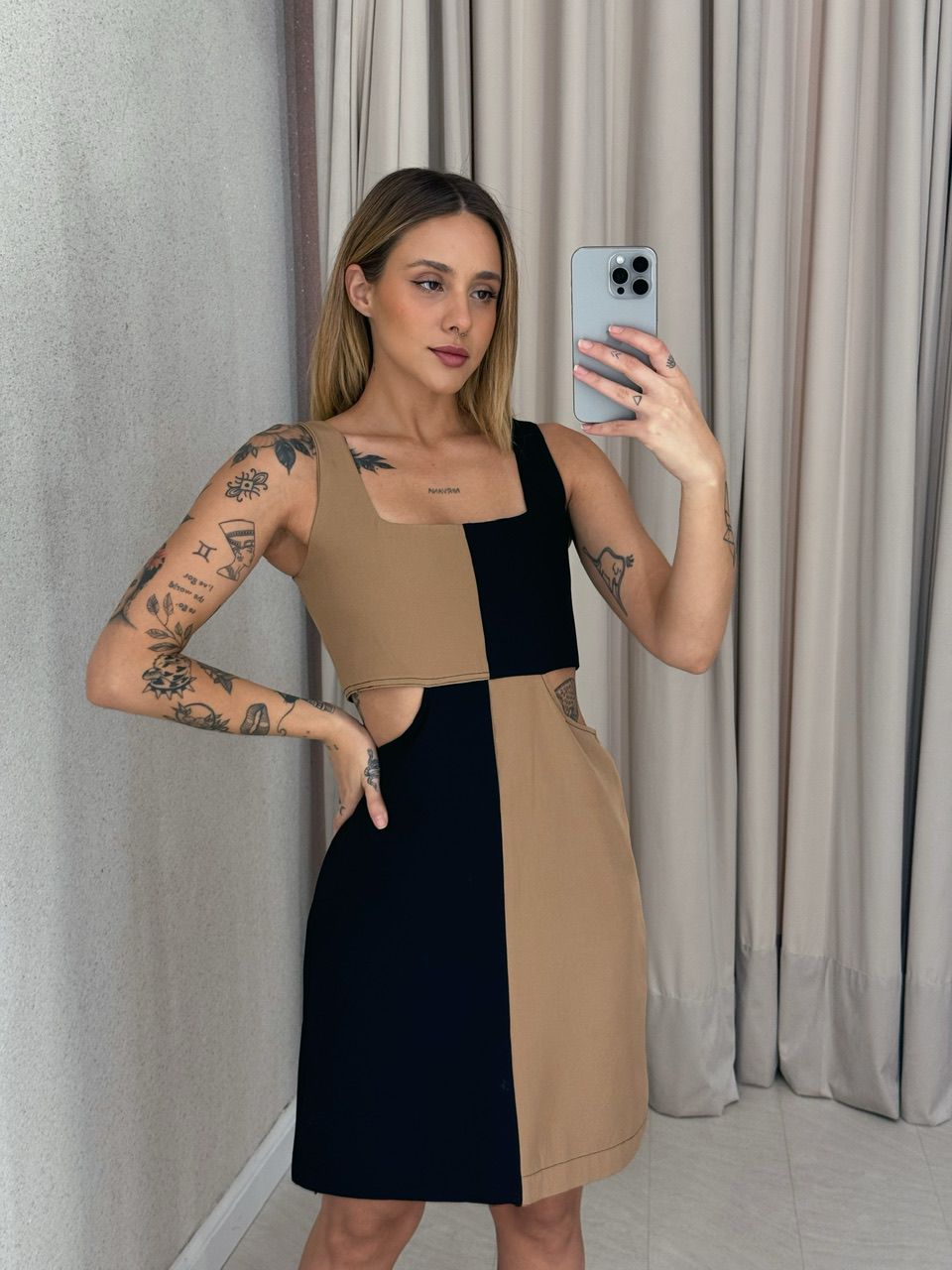VESTIDO MAJU BICOLOR PRETO/NUDE