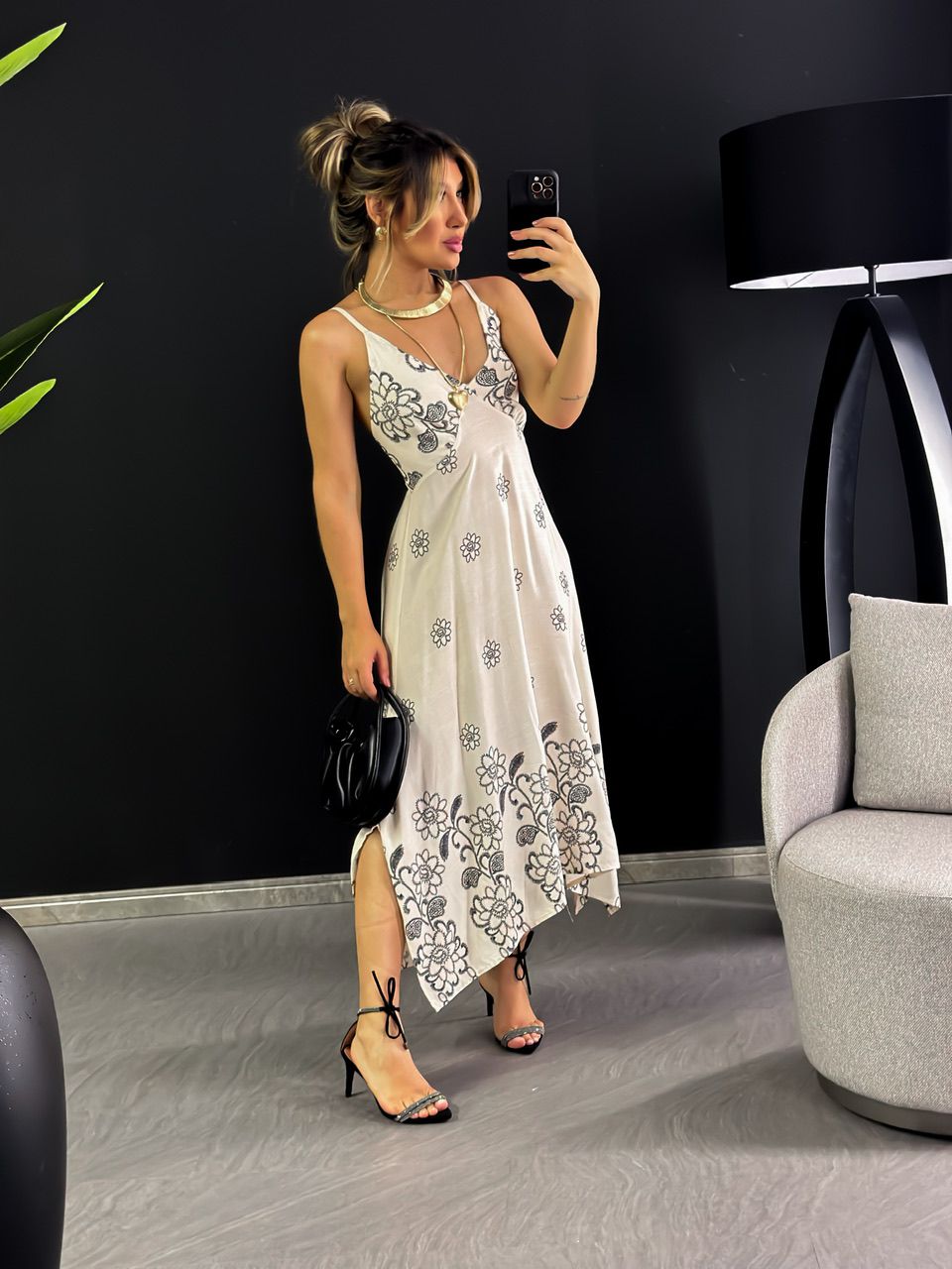 VESTIDO ANA CECÍLIA MARFIM / PRETO - 0046440280 - CAROLLA FERRARO