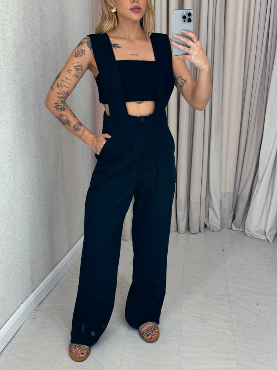 JARDINEIRA TATIANA TOP PRETA