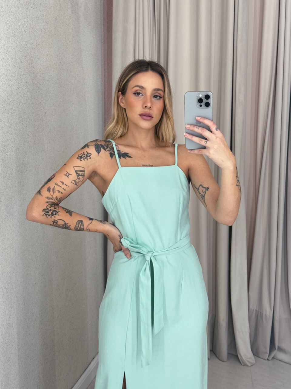 VESTIDO LUÍSE FENDA VERDE