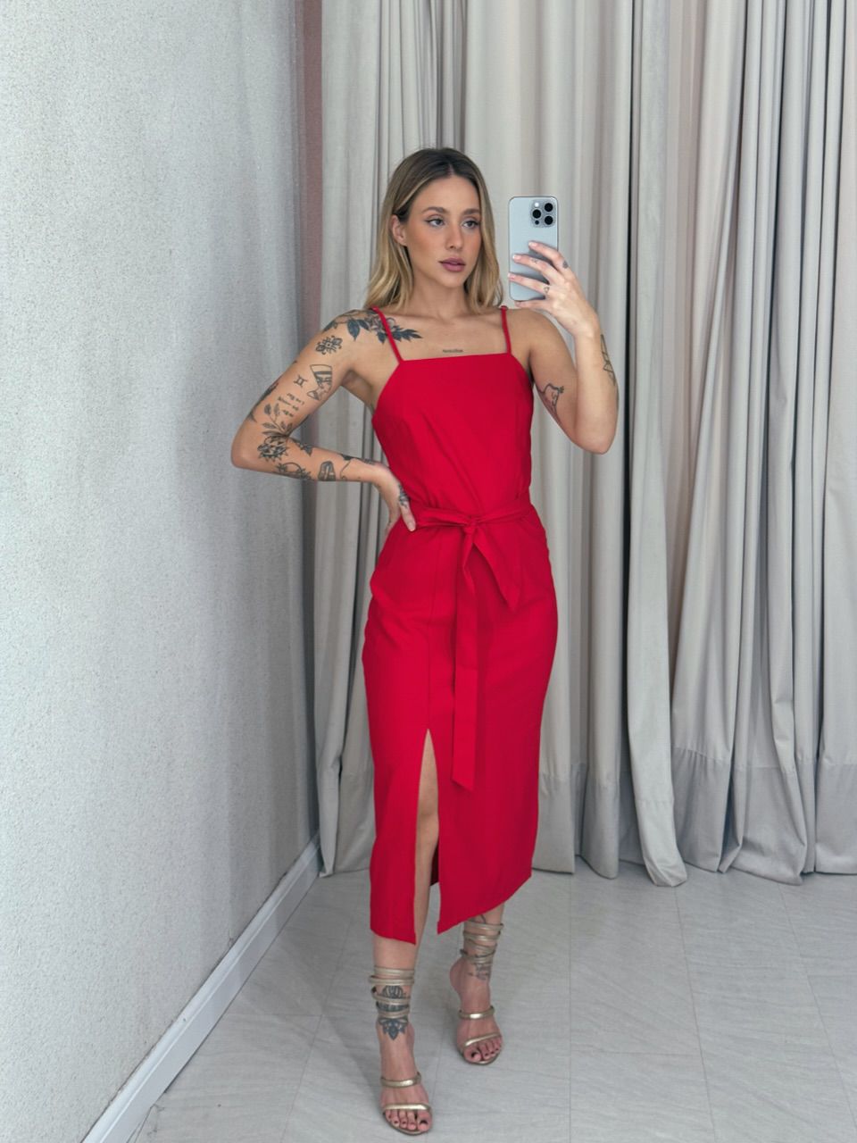 VESTIDO LUÍSE FENDA VERMELHO - 0060170006 - CAROLLA FERRARO
