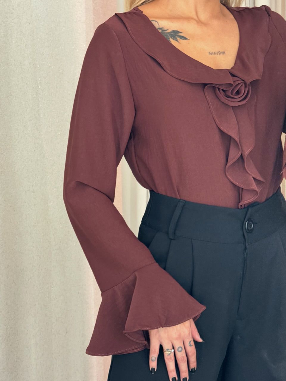 BLUSA SARA MANGA VINHO