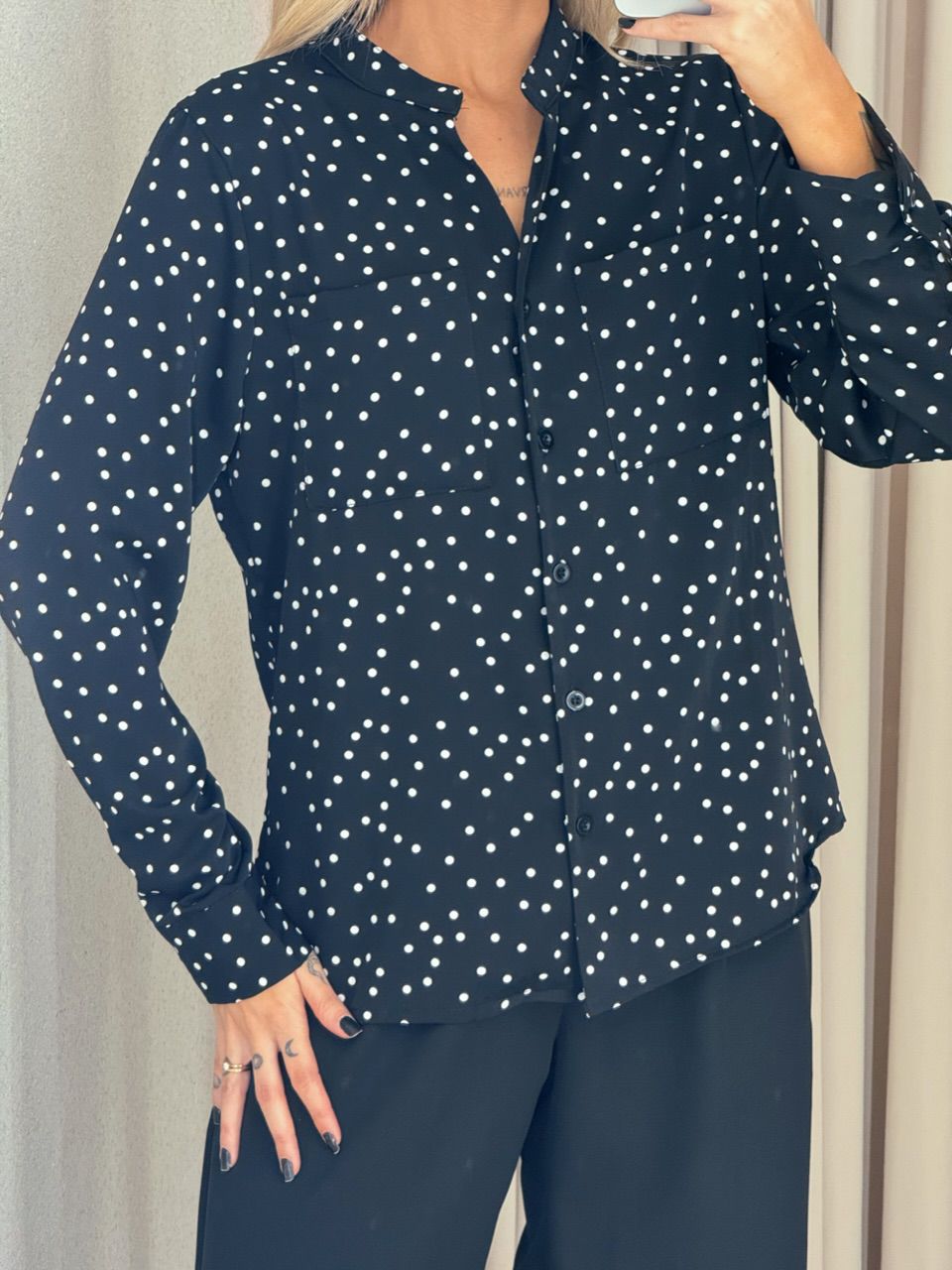 CAMISA NEUSA POÁ PRETA