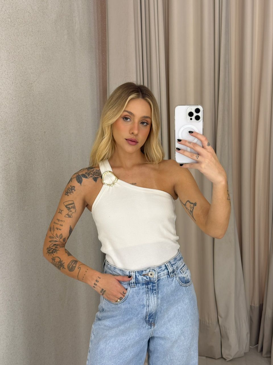 BLUSA OLIVIA NULA MANGA OFF