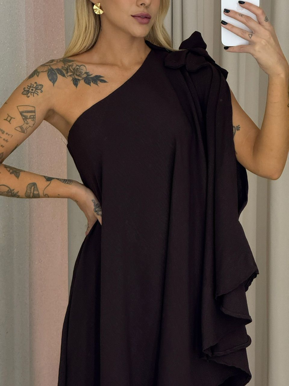 VESTIDO LINETE FLOR NULA MANGA MARROM