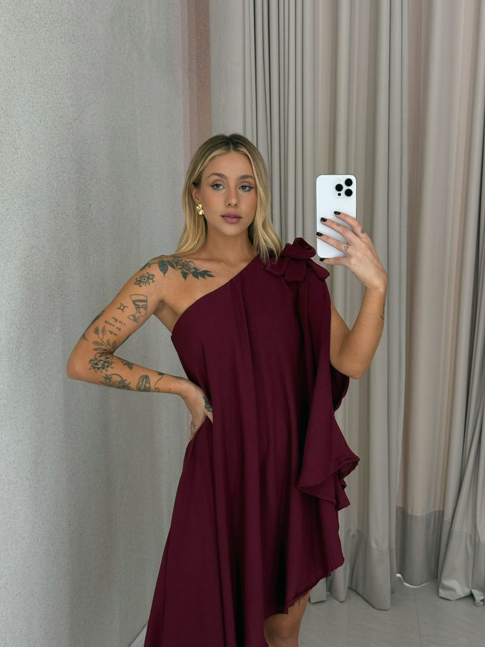 VESTIDO LINETE FLOR NULA MANGA MARSALA