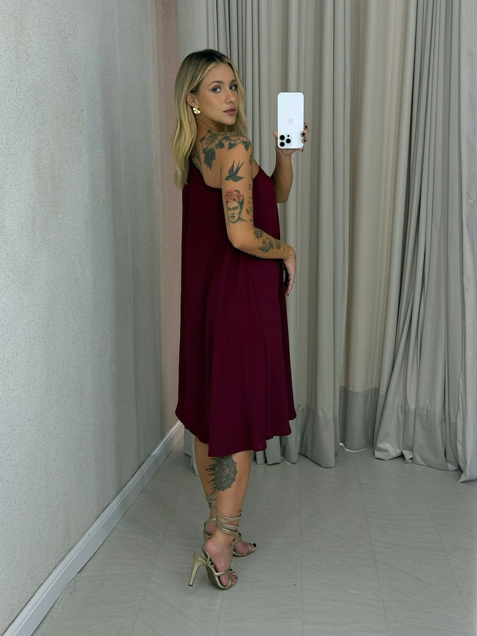 VESTIDO LINETE FLOR NULA MANGA MARSALA
