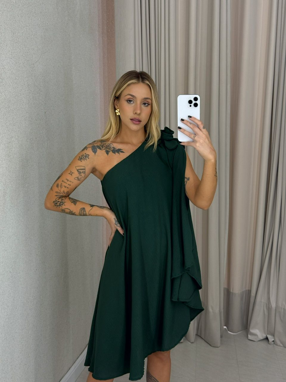 VESTIDO LINETE FLOR NULA MANGA VERDE