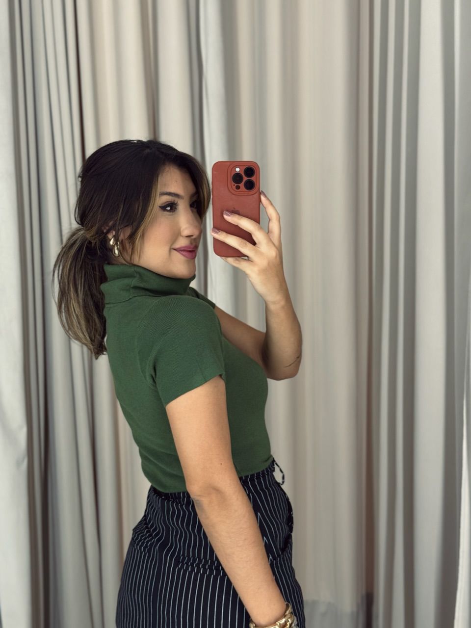 BLUSA INGRID GOLA ALTA VERDE