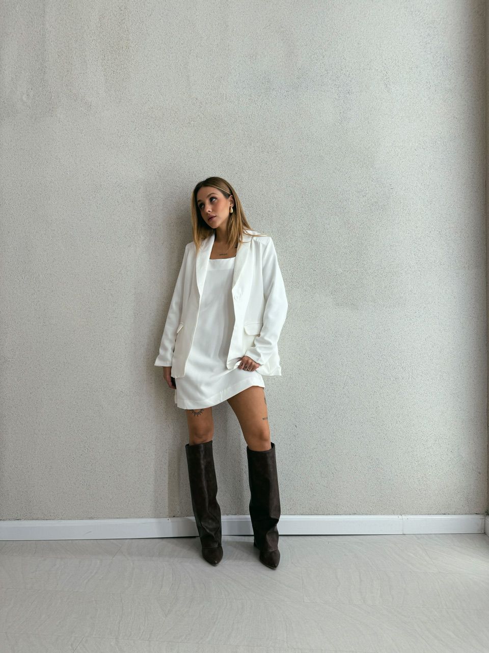 CONJUNTO VESTIDO COM BLAZER OFF