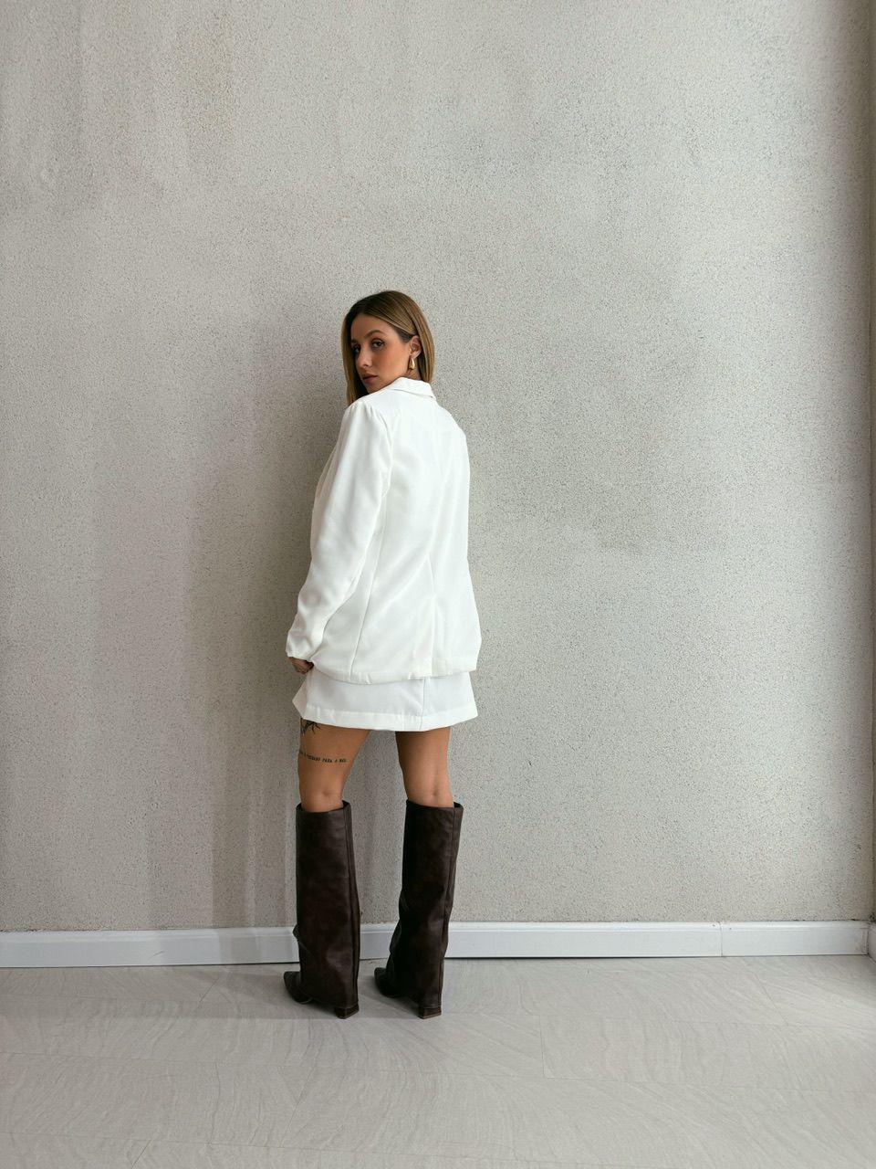 CONJUNTO VESTIDO COM BLAZER OFF