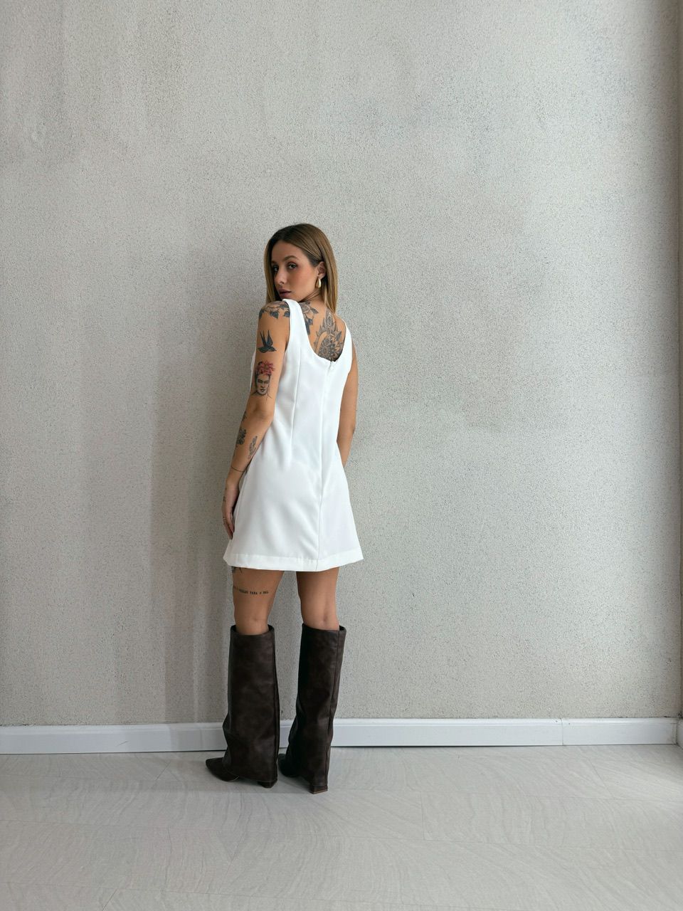 CONJUNTO VESTIDO COM BLAZER OFF