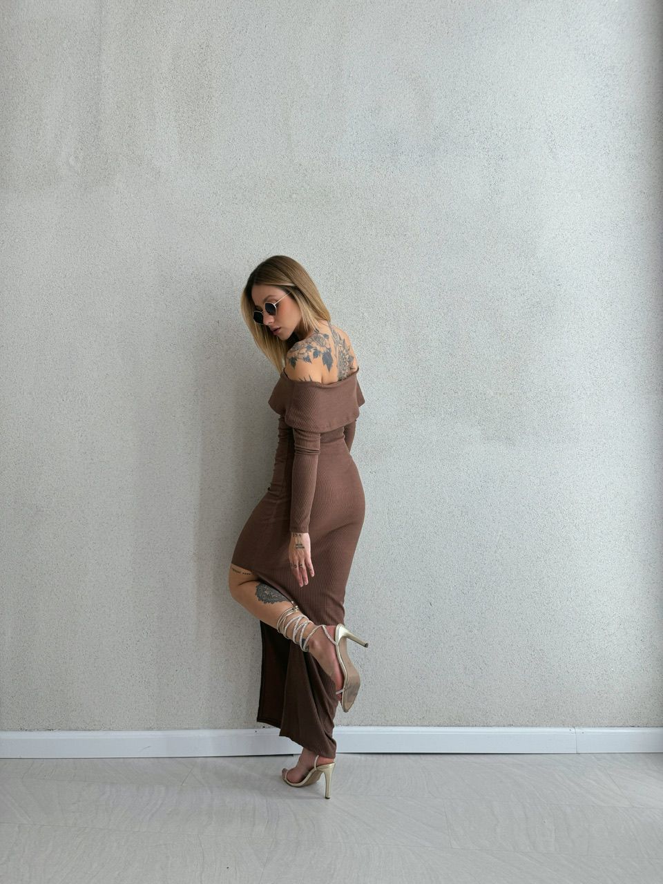 VESTIDO ANGÉLICA 02 LISO MARROM