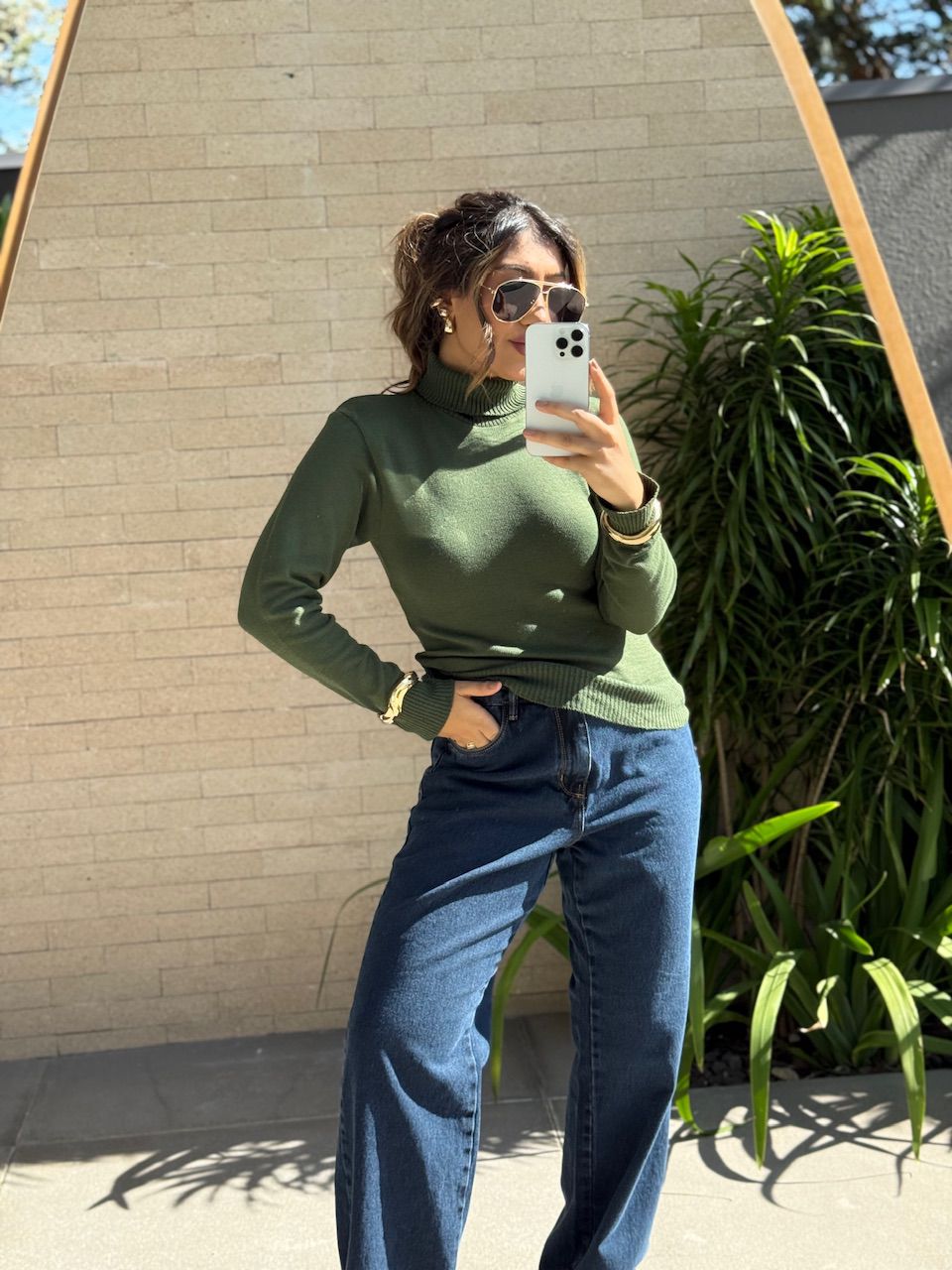 CACHARREL TRICOT GOLA VERDE