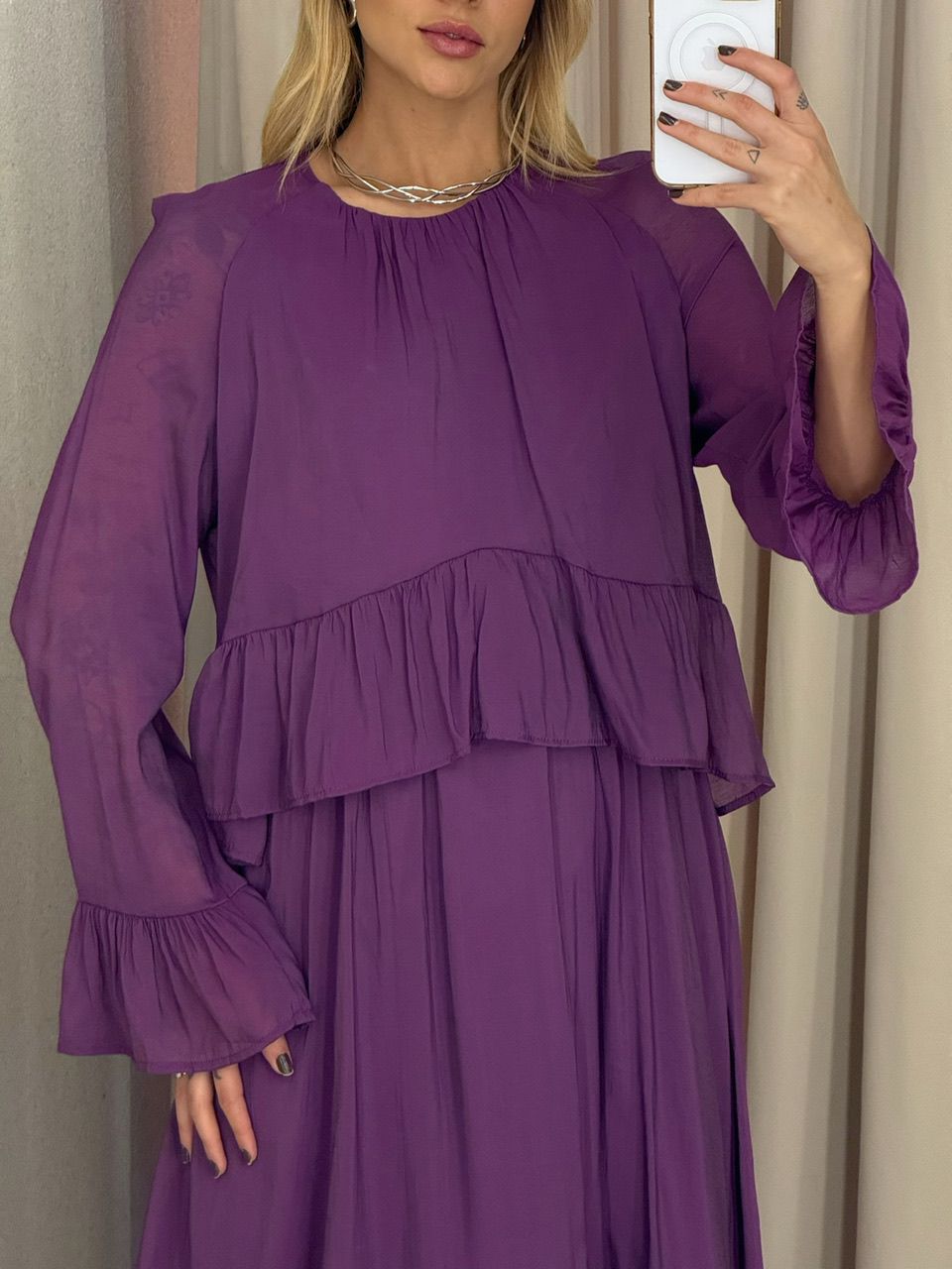 VESTIDO ANGELINE BABADOS UVA