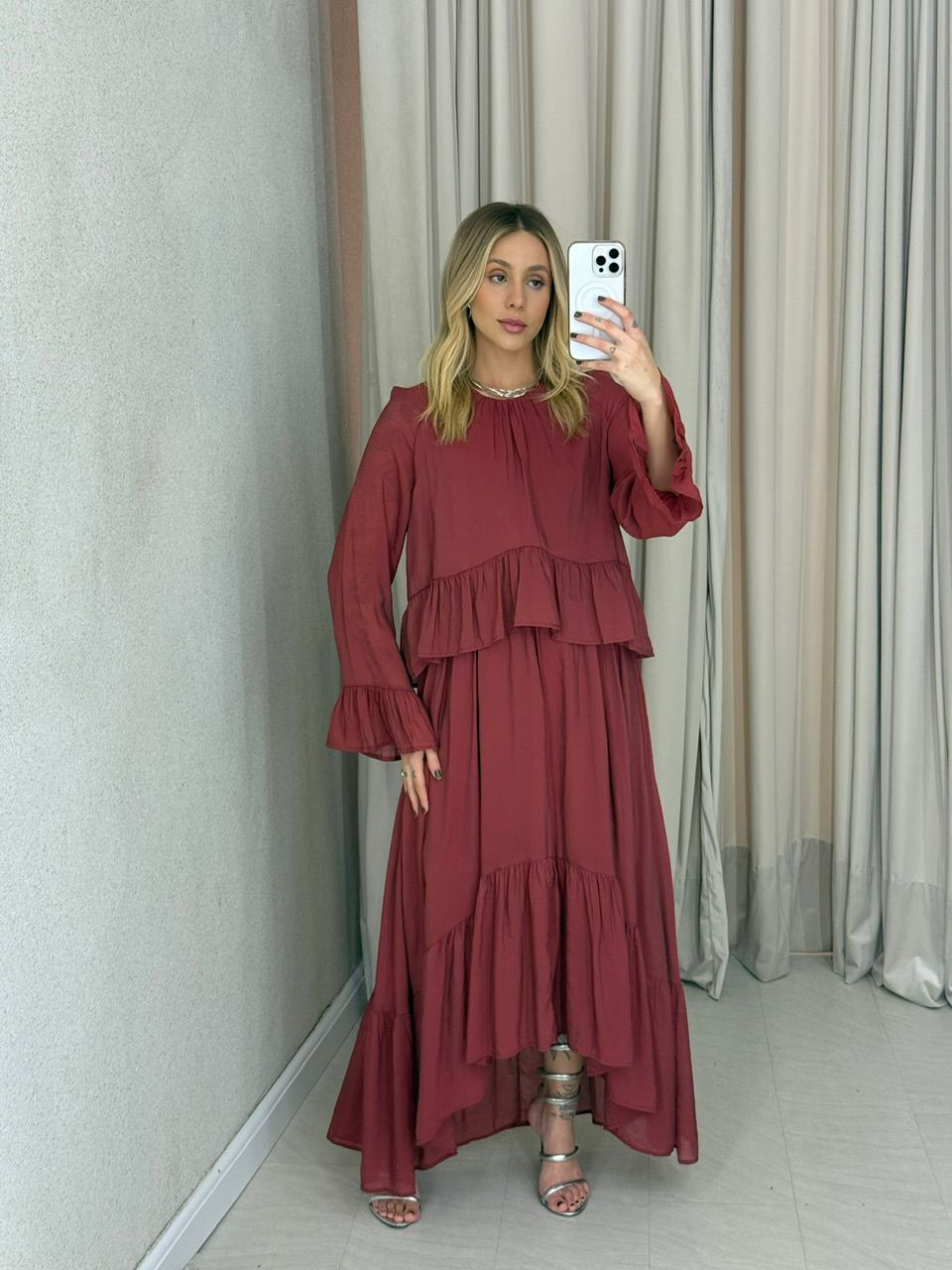 VESTIDO ANGELINE BABADOS TELHA