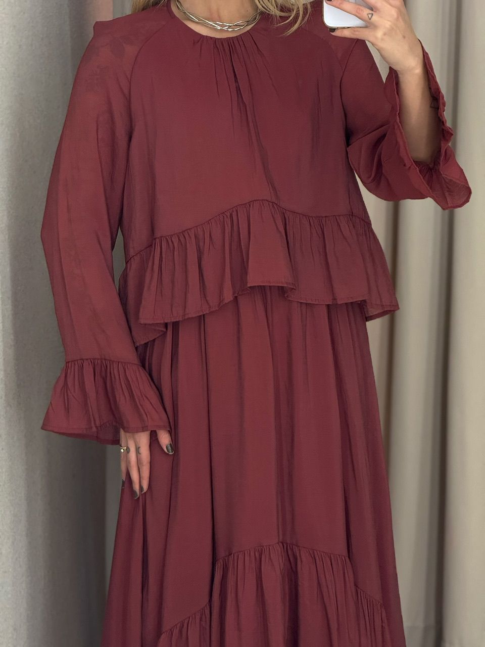 VESTIDO ANGELINE BABADOS TELHA
