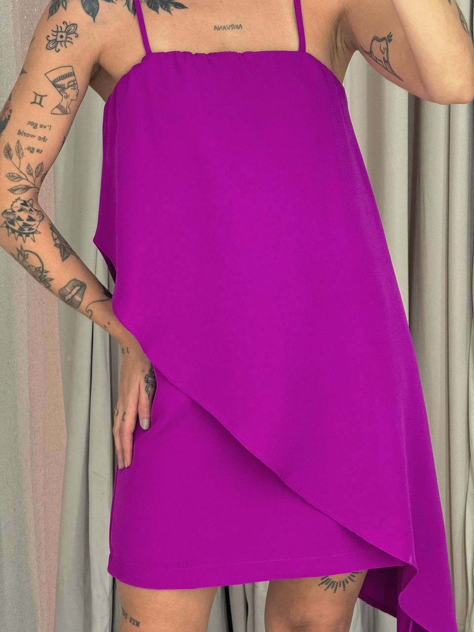 VESTIDO EMÍLIA ALÇA FUCSIA