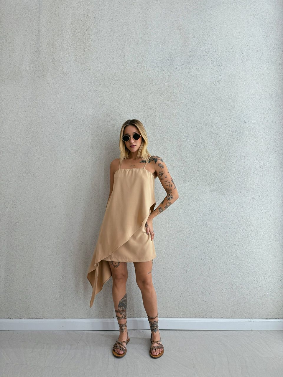 VESTIDO EMÍLIA ALÇA NUDE