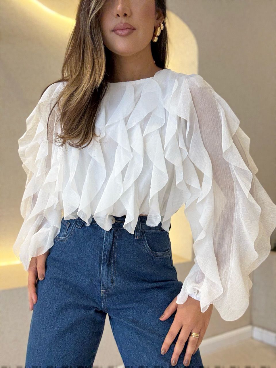 BLUSA MARIA ISIS BABADOS OFF - 0066440048 - CAROLLA FERRARO
