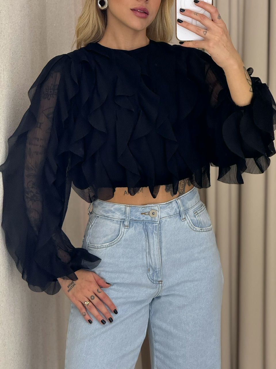 BLUSA MARIA ISIS BABADOS PRETA