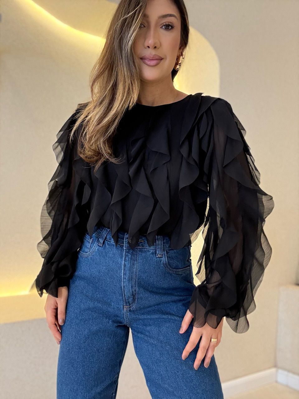 BLUSA MARIA ISIS BABADOS PRETA
