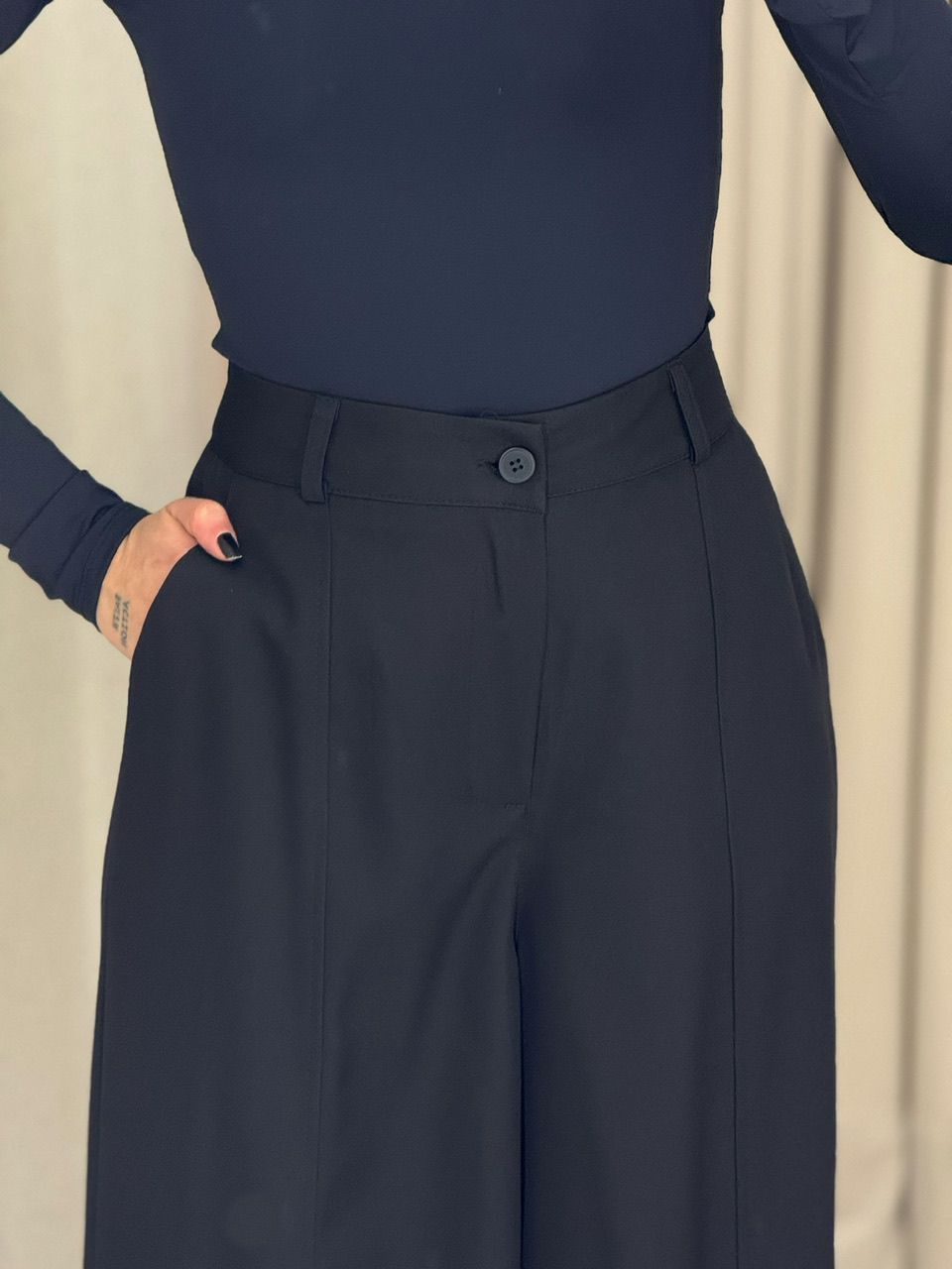 CALÇA MARAISA PANTALONA PRETA