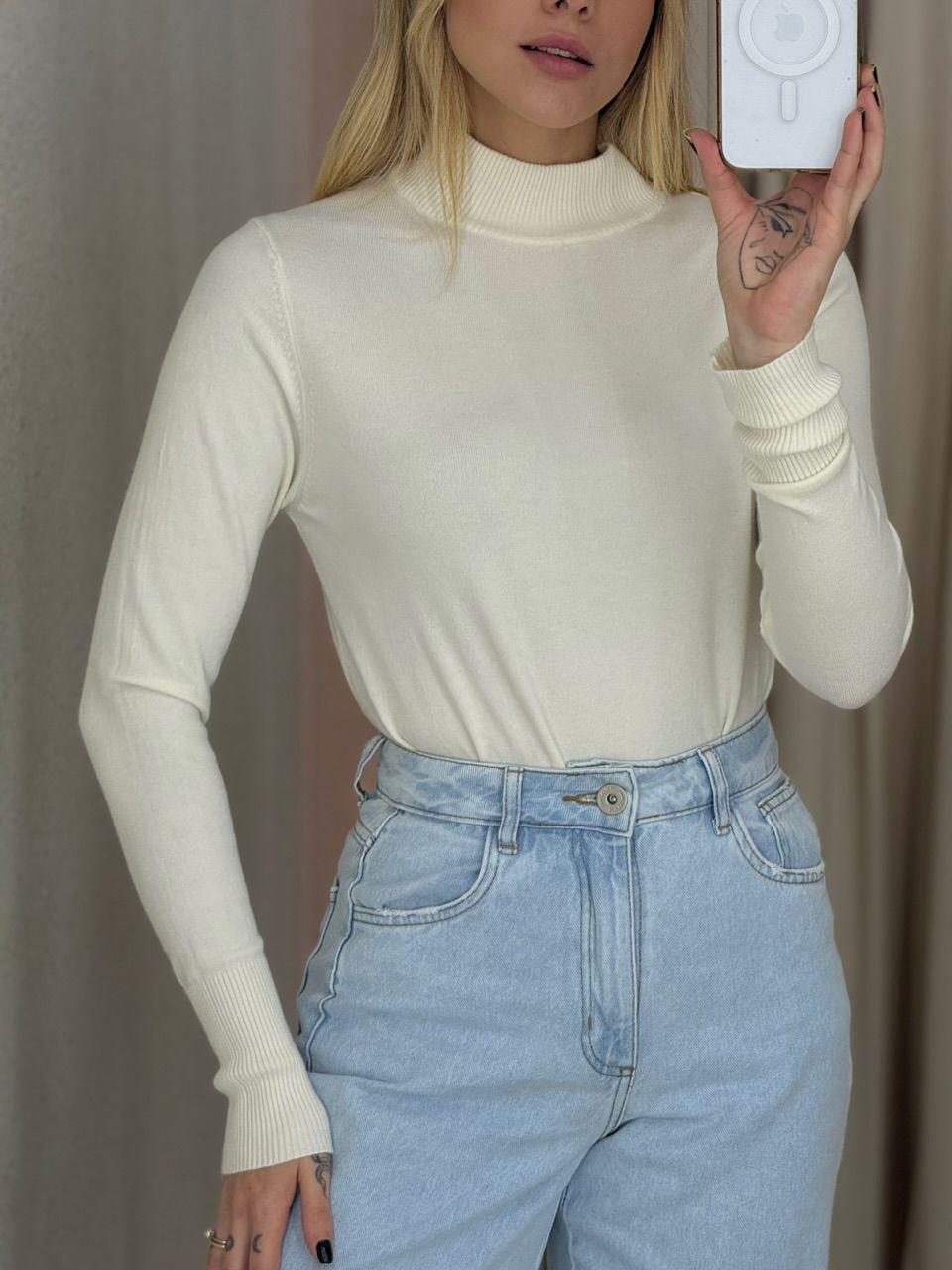 SUÉTER ELEONORA GOLA OFF