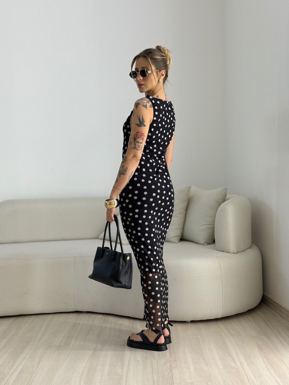 VESTIDO GRETA TULE POÁ PRETO