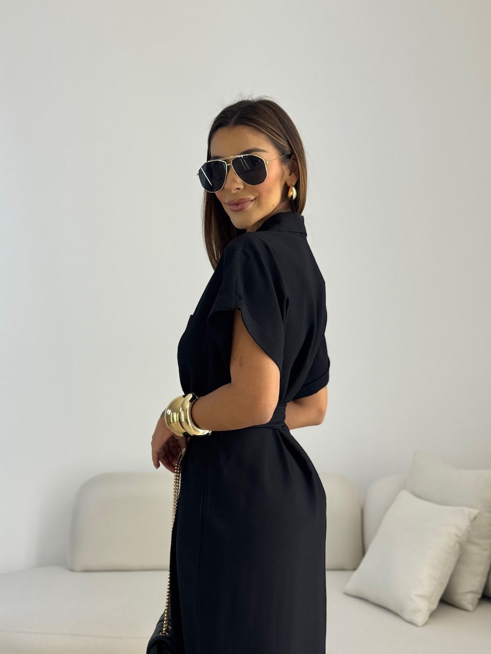 VESTIDO LEILA GOLA PRETO