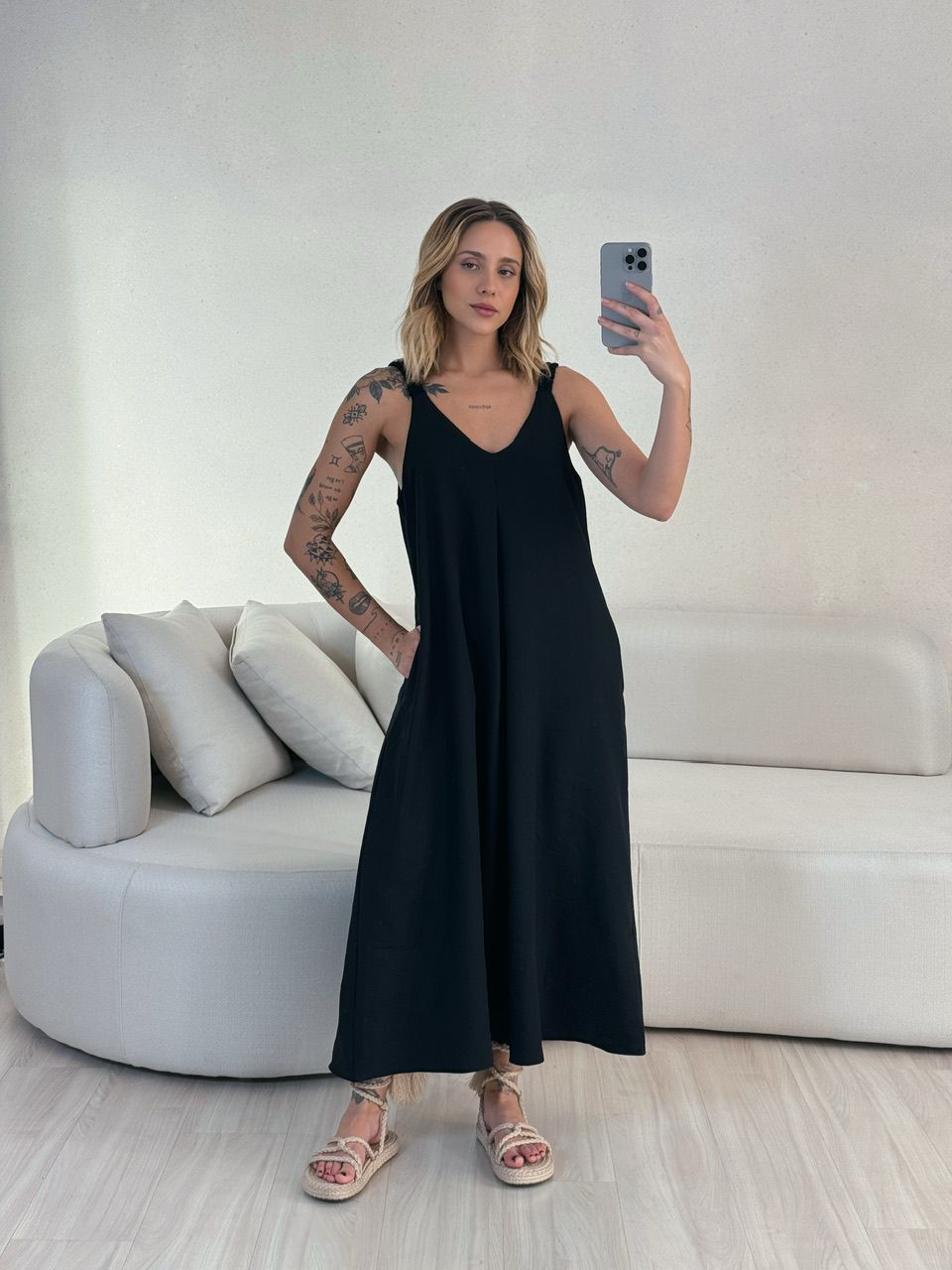 VESTIDO SUZANE MIDI ALÇA PRETO