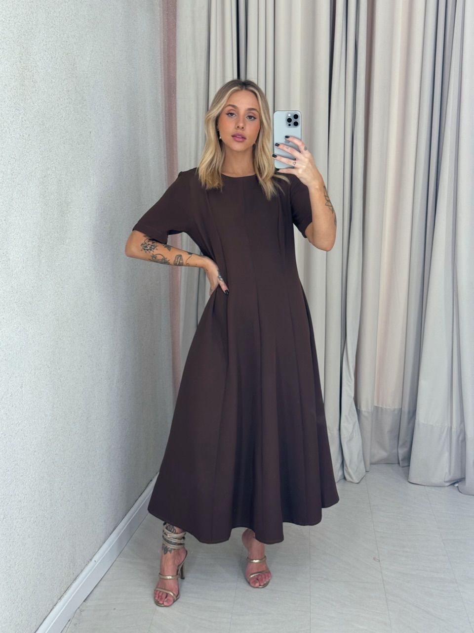 VESTIDO JULIA LONGO MARROM