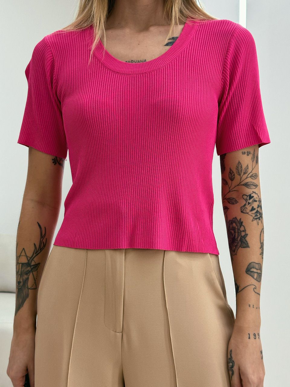 BLUSA MALHA TRICÔ CANELADA PINK