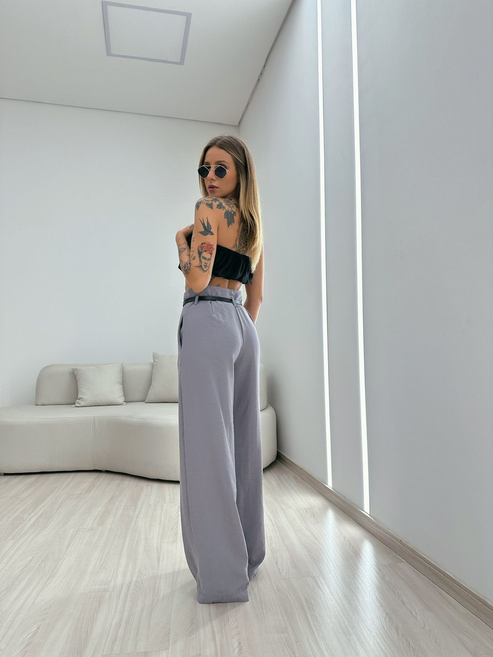 CALÇA JÚLIA PANTALONA CINZA