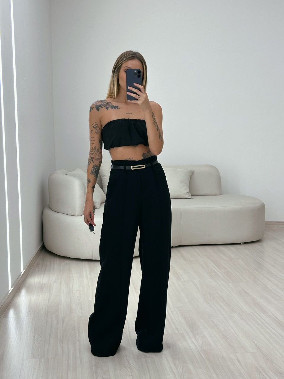 CALÇA JÚLIA PANTALONA PRETA