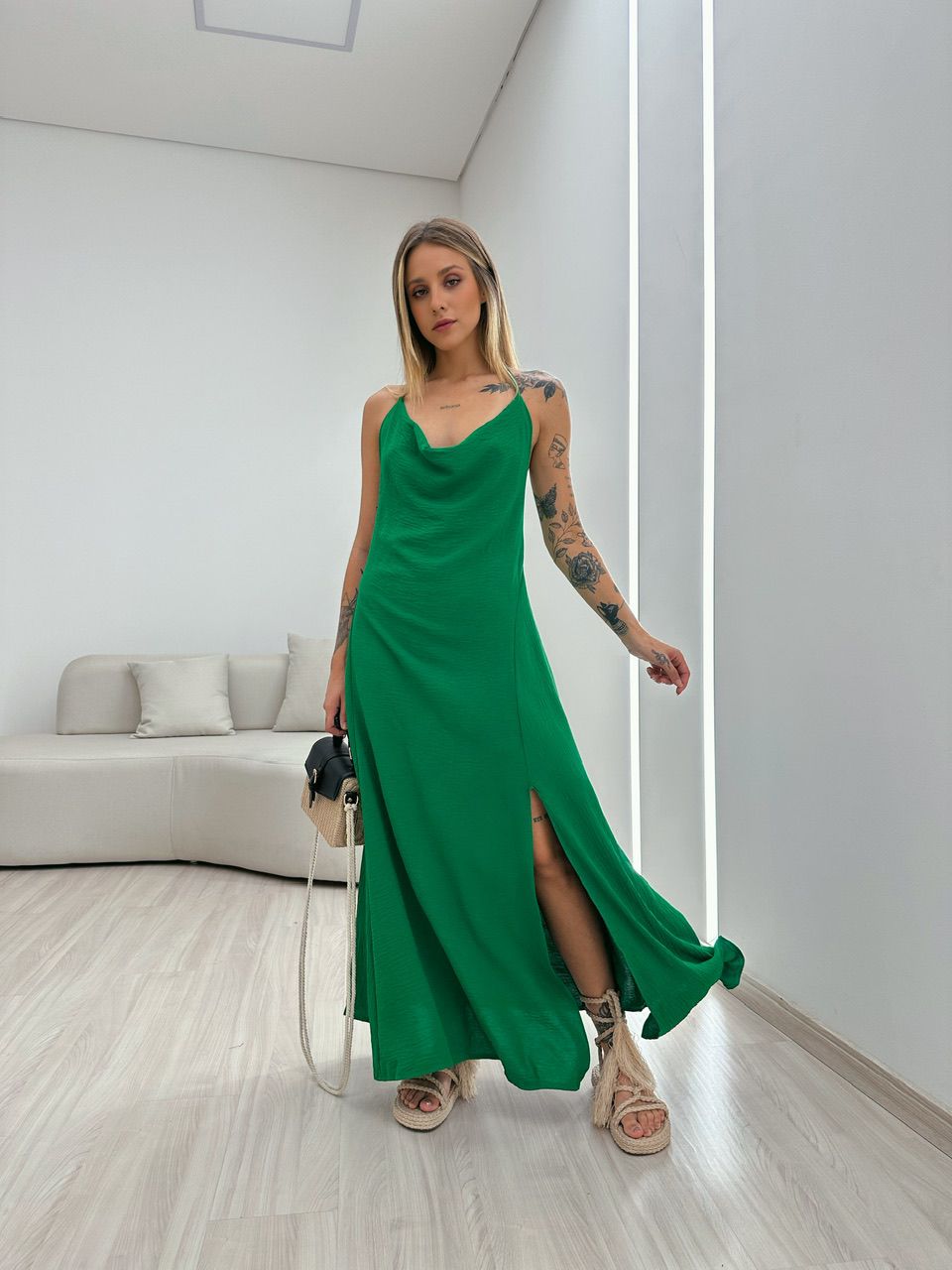 VESTIDO TAIS FRENTE ÚNICA VERDE - 0049770014 - CAROLLA FERRARO