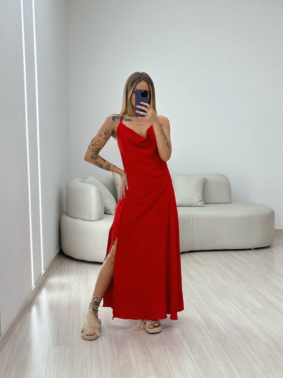 VESTIDO TAIS FRENTE ÚNICA VERMELHO