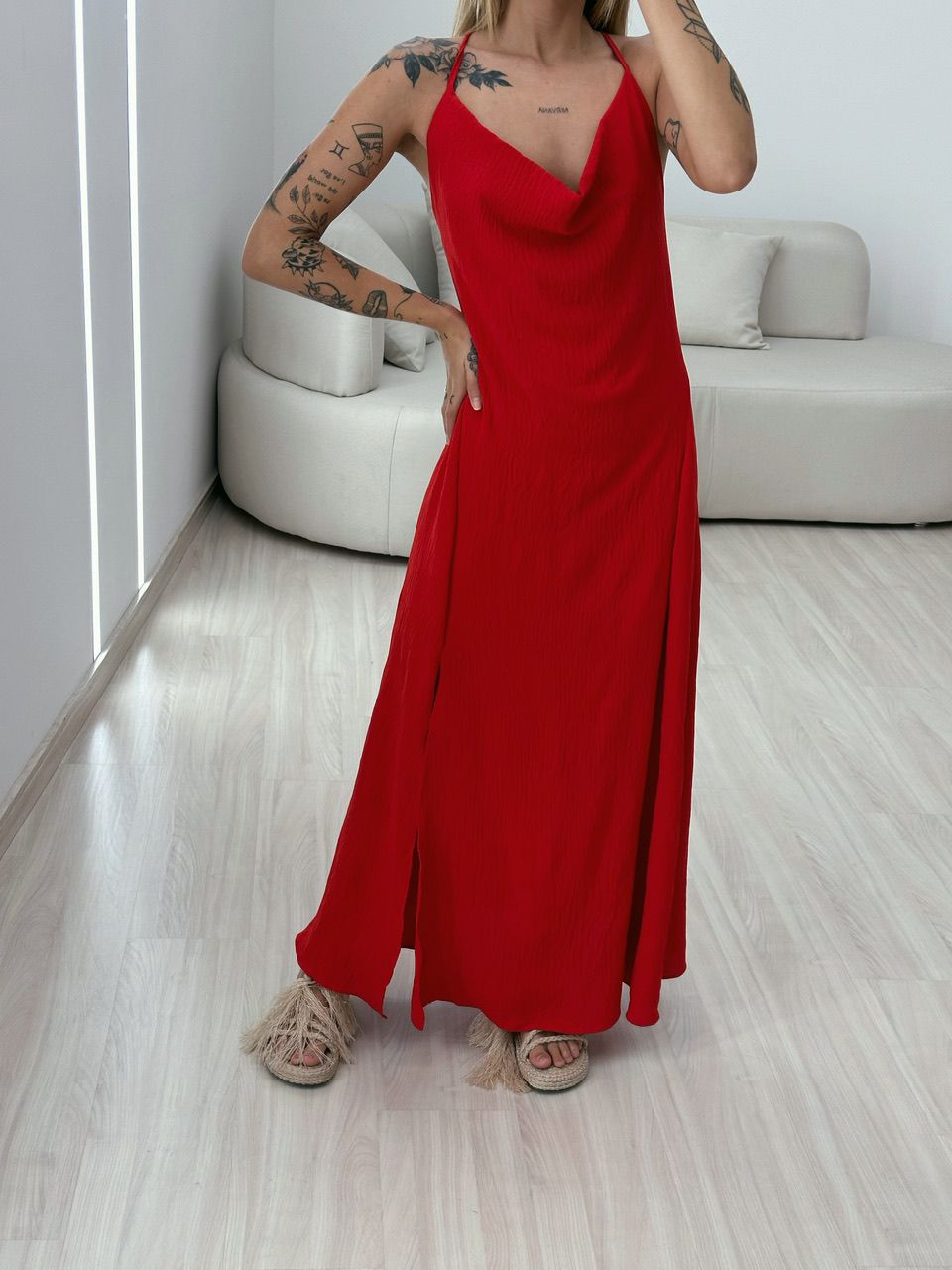 VESTIDO TAIS FRENTE ÚNICA VERMELHO