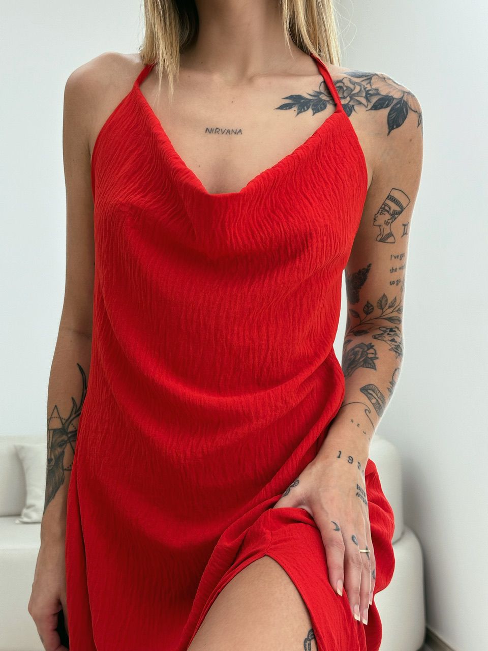 VESTIDO TAIS FRENTE ÚNICA VERMELHO