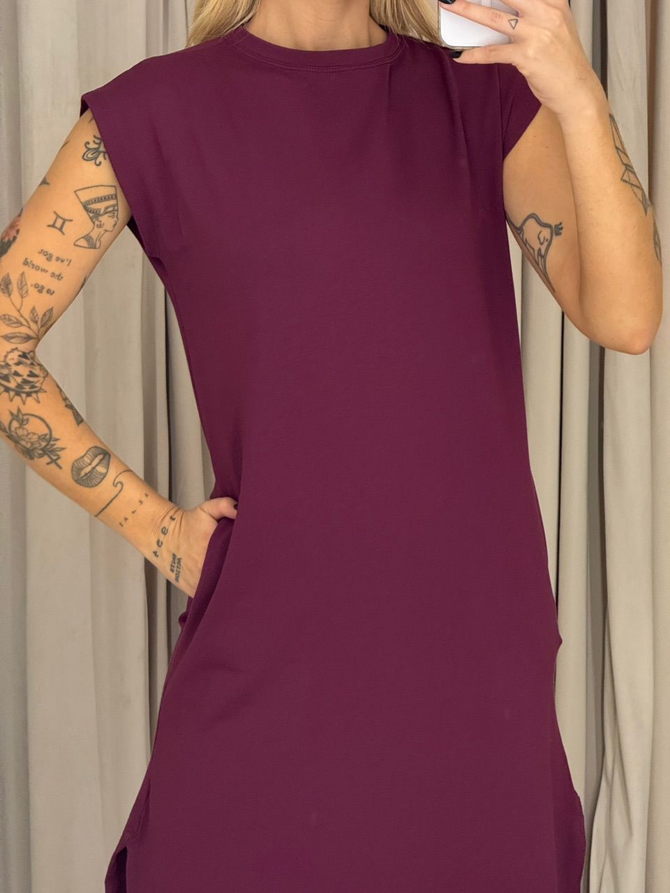 VESTIDO AUGUSTA MUSCLE VINHO