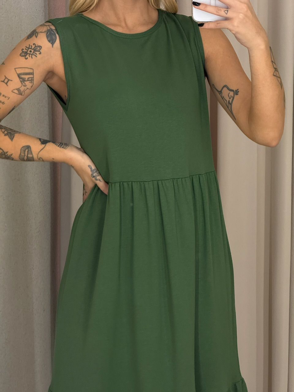 VESTIDO GILDA CAVADO Verde Oliva