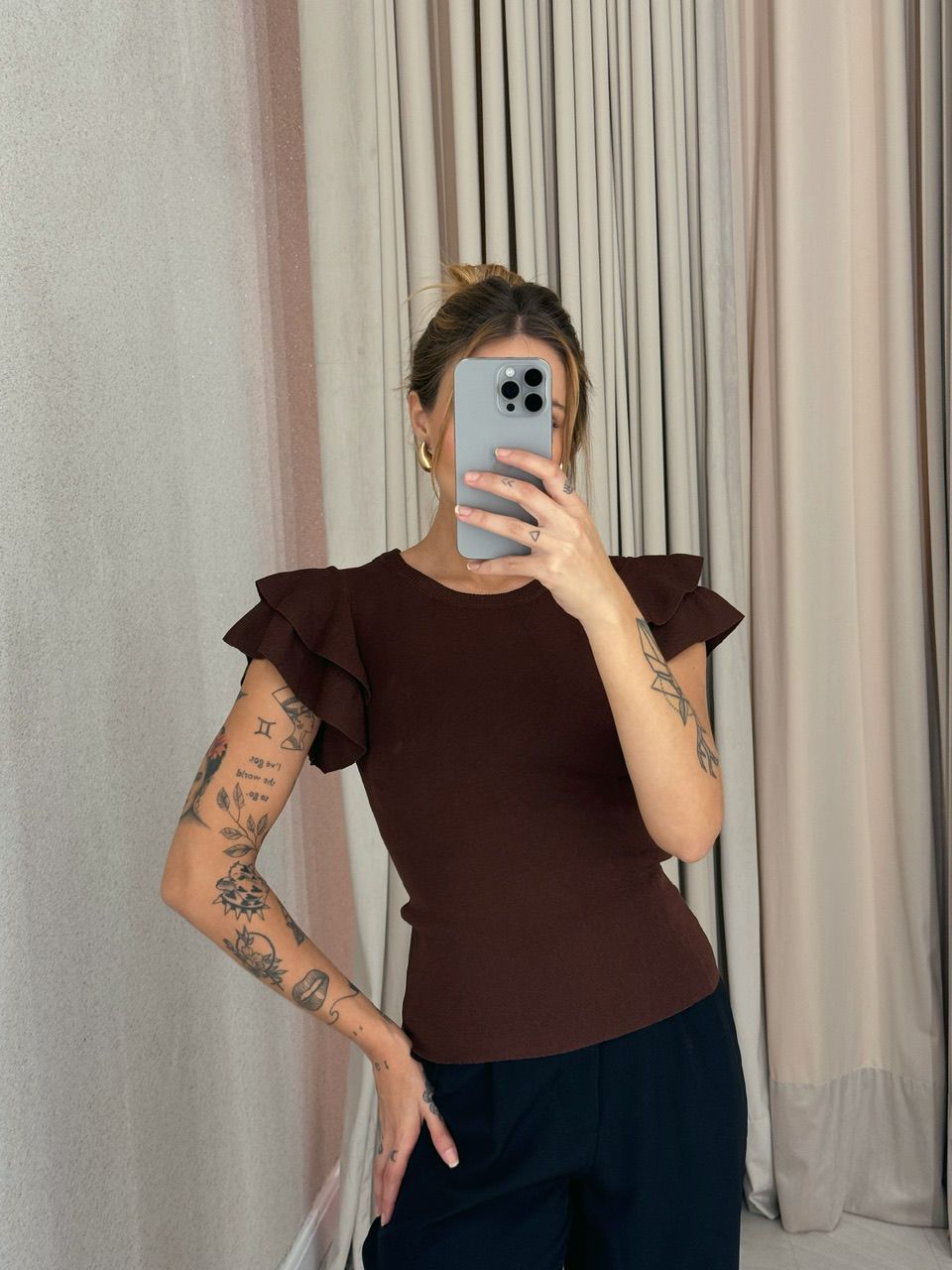 BLUSA MANGA BABADO MARROM